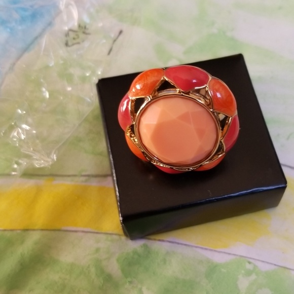 🌹Ring🌹 - Picture 3 of 5